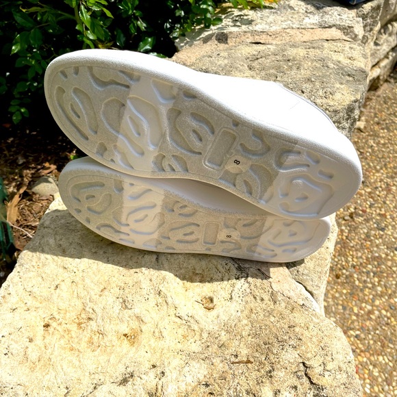 Arizona Encore, Taupe Silver, Slip-On Shoes, size 8 - Picture 5 of 6